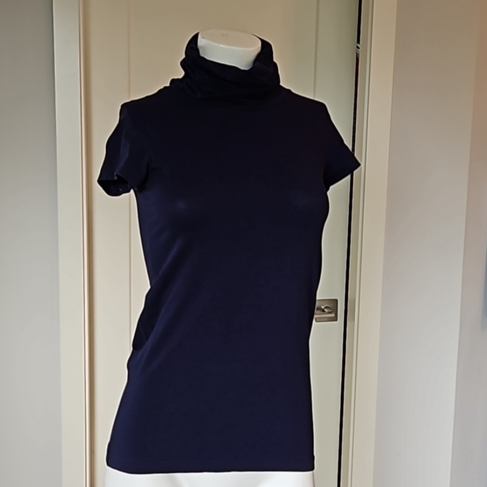 EUC Size Medium Theory Top